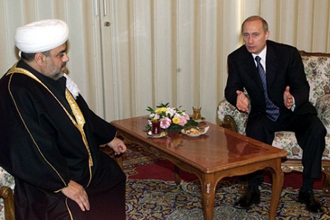 Putin awards Allahshukur Pashazade Certificate of Merit